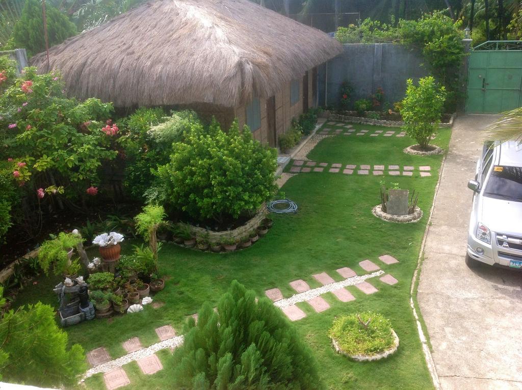 Oslob Garden Stay Beach Resort Eksteriør billede